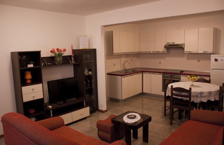 Apartment And Room Daria Vis Island Εξωτερικό φωτογραφία
