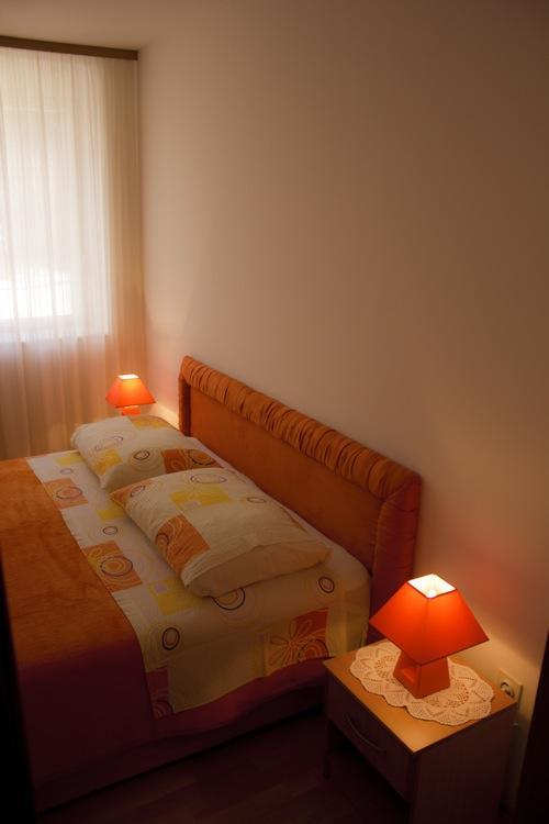 Apartment And Room Daria Vis Island Εξωτερικό φωτογραφία